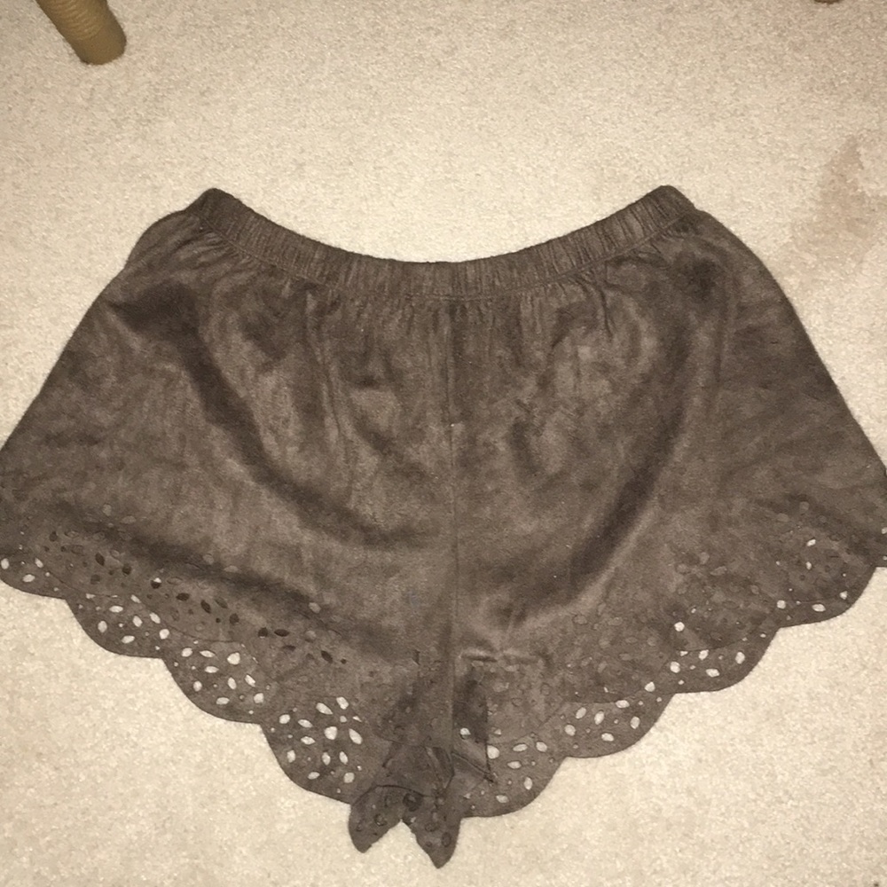 Wanna be Suede shorts. Brown, Size medium